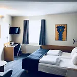 Hotel Garni 2*