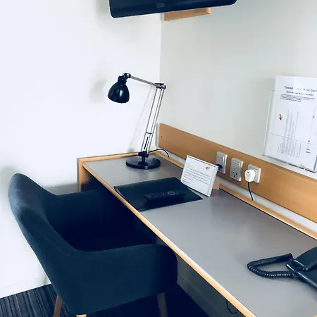 Ξενοδοχείο Garni 2*