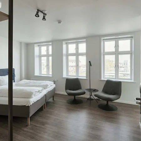 Ξενοδοχείο Garni