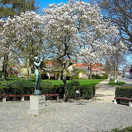 Ξενοδοχείο Garni