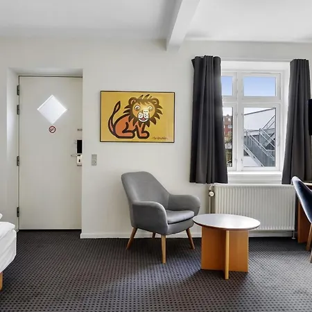 Garni Ξενοδοχείο